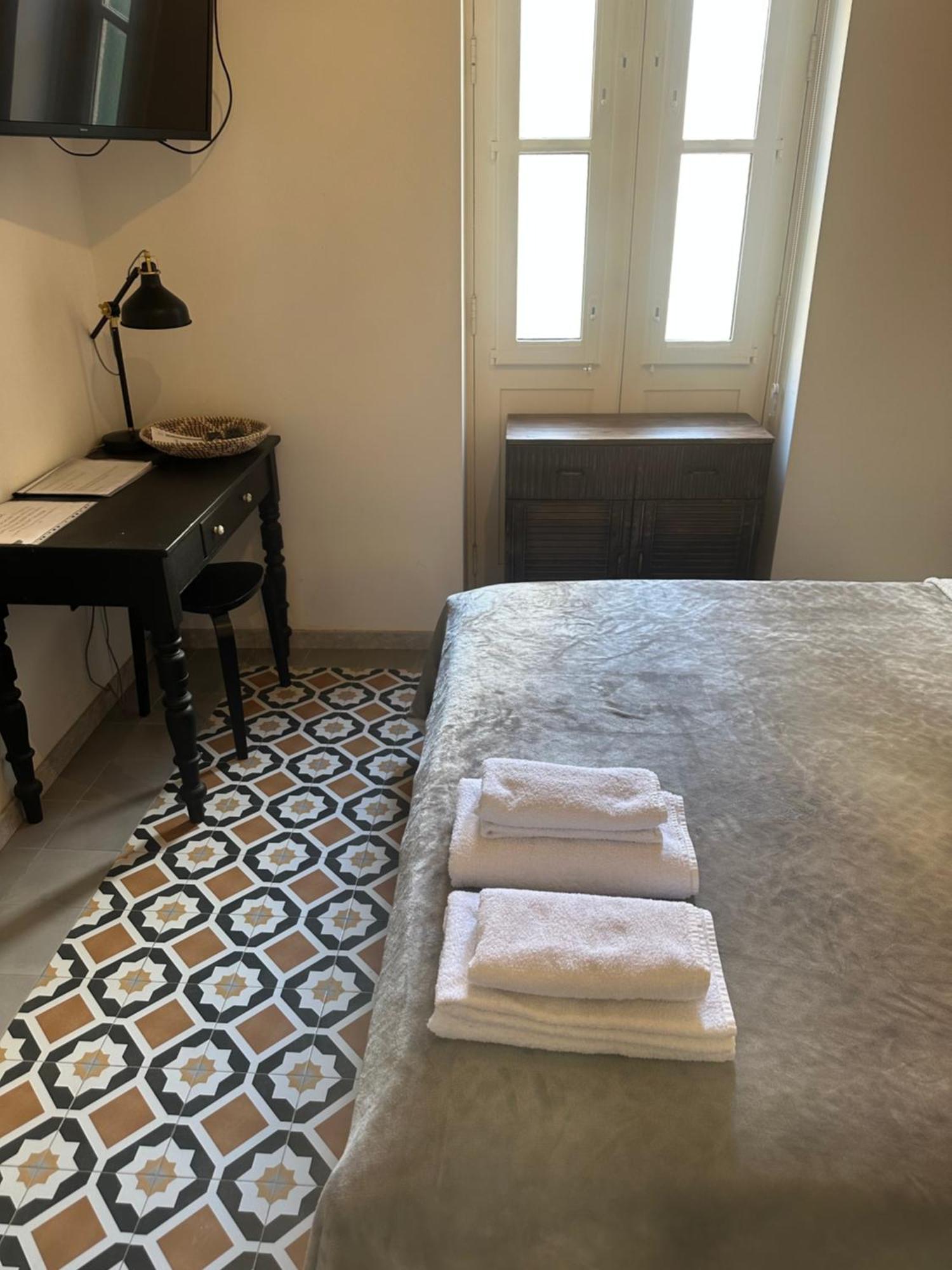 Dahlia - Modern Townhouse Paola
